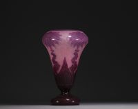 Le Verre Français - Acid-etched multi-layered glass vase decorated with dahlias, signed on the base.