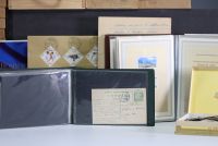 Set of various stamp albums and documents from China and around the world.