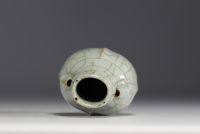 Chine - Vase monochrome vert craquelé, marque sous la pièce, XVIIIème