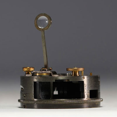 Newman & Guardia Ltd, London, steel and brass pocket sextant, 1918.