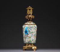 Jules VIEILLARD & Cie à Bordeaux - Enamelled earthenware oil lamp mounted on bronze, 19th century.