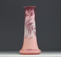 Émile GALLÉ (1846-1904) Acid-etched multi-layered glass vase decorated with wisteria, signed.