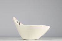 Roger CAPRON (1922-2006) White glazed ceramic fruit bowl with flower design.