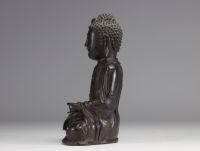 China - Large bronze Buddha statue, Ming period (明朝 - 1368-1644)