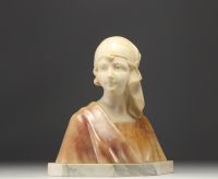 P. FATTORINI - Bust of a young woman, sculpture in alabaster and marble, circa 1900-1930.