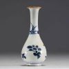 China - White-blue porcelain vase with flower design, Kangxi.