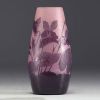 Paul NICOLAS ( 1875-1952) d'Argental - Vase en verre multicouche dégagé à l'acide à décor floral, signé.