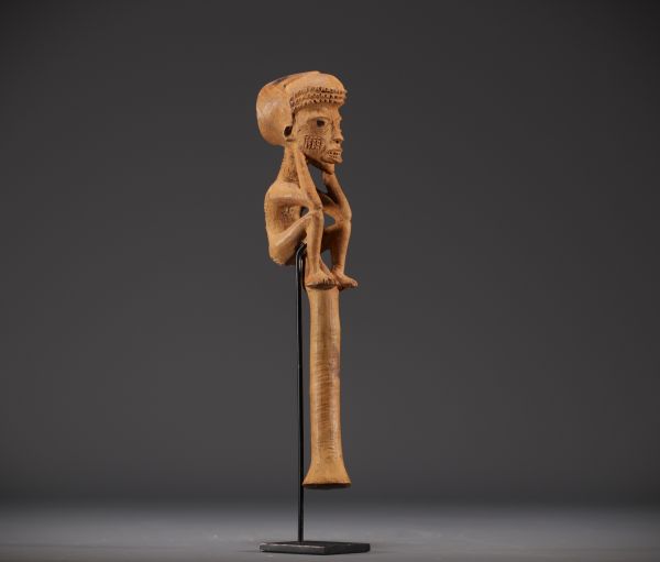 Lulua - Anthropomorphic axe handle - Rep.Dem.Congo