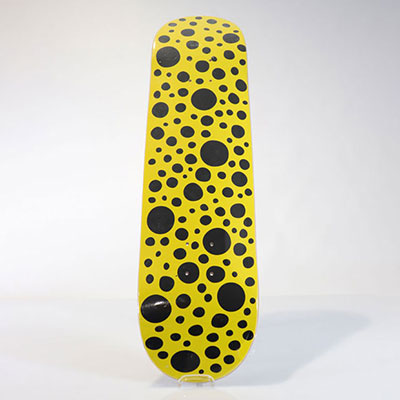 Yayoi Kusama (after) - Black Dots, 2018 Screenprint on skateboard deck Made in limited edition by Yayoi Kusama in collaboration with MoMA in 2018.