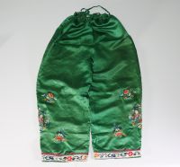 China - Manchu woman costume in embroidered silk, early 20th century.