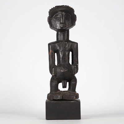 Luba Hemba statuette carved wood with dark patina