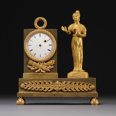 Small Empire period chased and gilt bronze clock with Breguet movement, early 19th century.