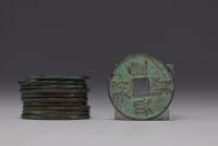 China - set of sixteen sapèques, bronze coins dating from the 17th century