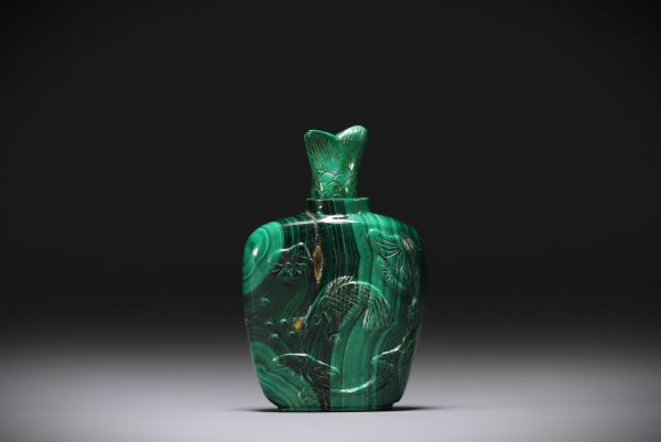 China - Malachite snuffbox decorated with fish and ducks