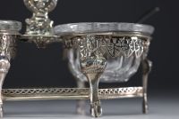 Table salt cellar in solid silver with antique decoration in the Empire style, French work from the 19th century.