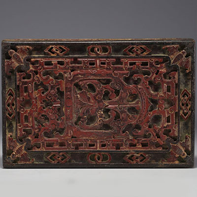 Chine - Boite de lettré en bois sculpté et laqué d'époque XVIIIème.