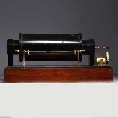Heinrich Daniel RUHMKORFF (1803-1877) Induction coil, high-voltage electrical generator, used as a spark transmitter in the early days of wireless telegraphy. APPS London.