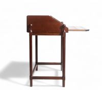 Prosperio FRATELLI (XX) Petit bureau d'écriture en palissandre, vers 1960.