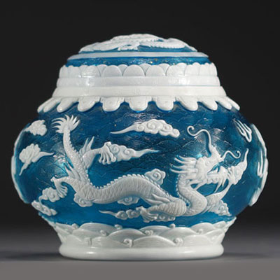 China - Peking glassware covered pot decorated with dragons and gold flakes.