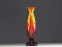 Le Verre Français - Acid-etched multi-layered glass vase decorated with tobacco leaves, signed.