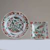 China - Set of two green family polychrome porcelain dishes, 18th century