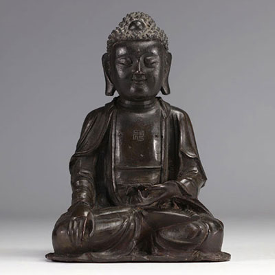 China - Large bronze Buddha statue, Ming period (明朝 - 1368-1644)